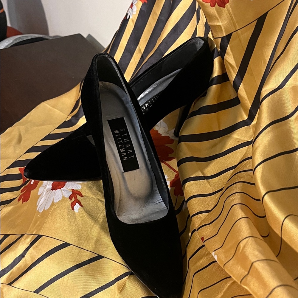 Stuart Weitzman Elegant Black Heels